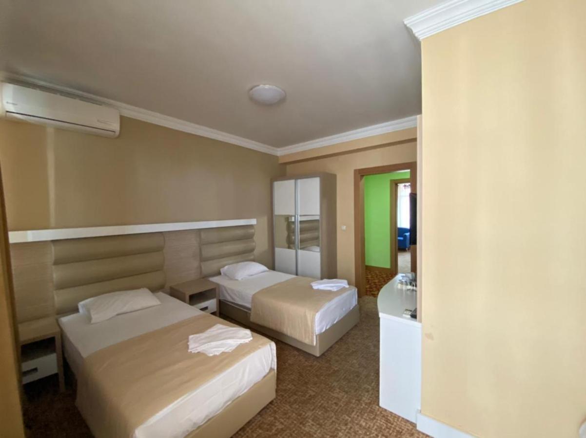 Hotel Genatsvale Batoemi Buitenkant foto