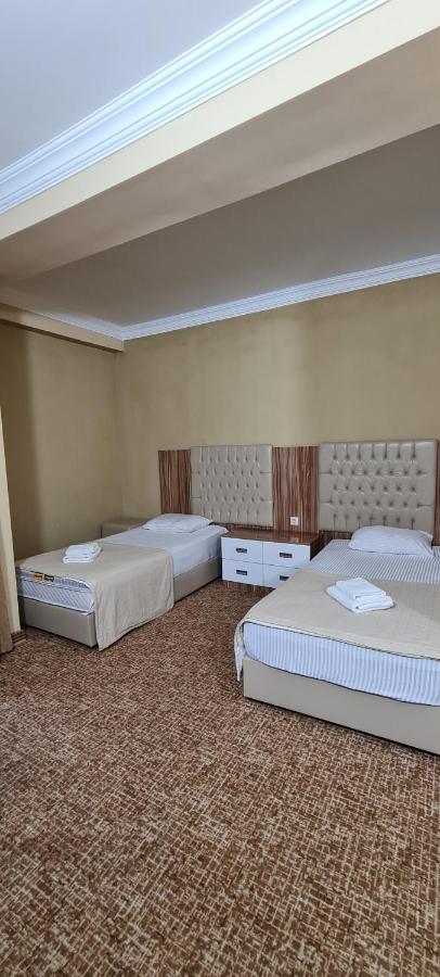 Hotel Genatsvale Batoemi Buitenkant foto
