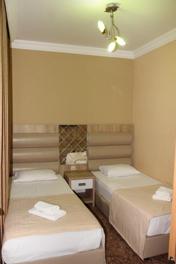 Hotel Genatsvale Batoemi Buitenkant foto