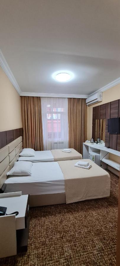 Hotel Genatsvale Batoemi Buitenkant foto